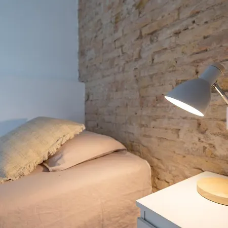 Apartamento Residencia Universitaria Trinitarios Valencia