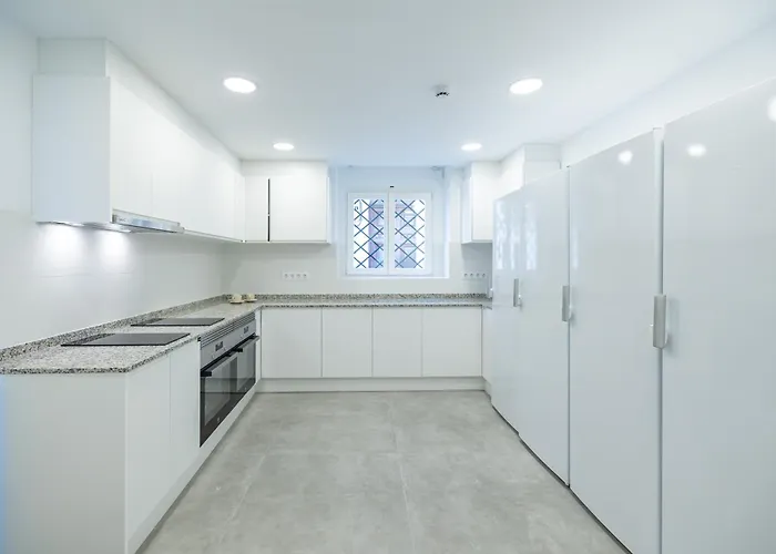 Residencia Universitaria Trinitarios アパート